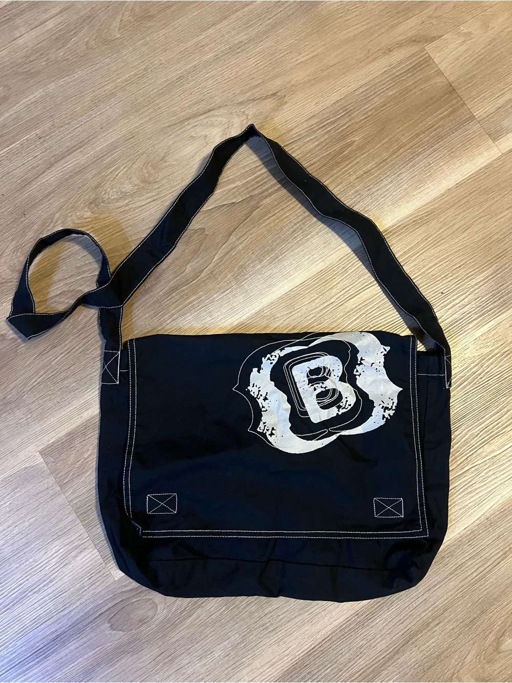Bullhead Canvas Messenger Bag with White Graphic